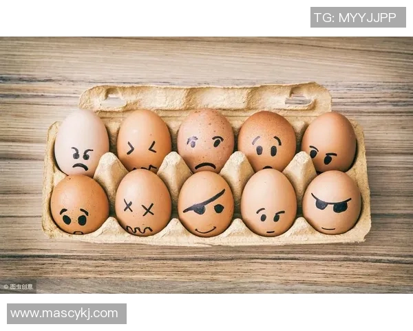 足球明星的幽默感揭秘他们场内外的搞笑瞬间与个性魅力